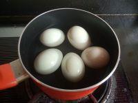 家庭版腌制咸鸭蛋的做法步骤7
