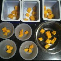 芒果奶冻的做法步骤3